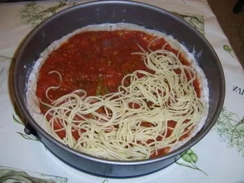 Spaghettipizza Schinken/Paprikaolive - Rezept - Bild Nr. 7