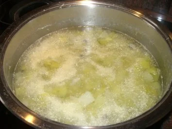 Suppe:   LAUCHCREMSUPPE - Rezept - Bild Nr. 4