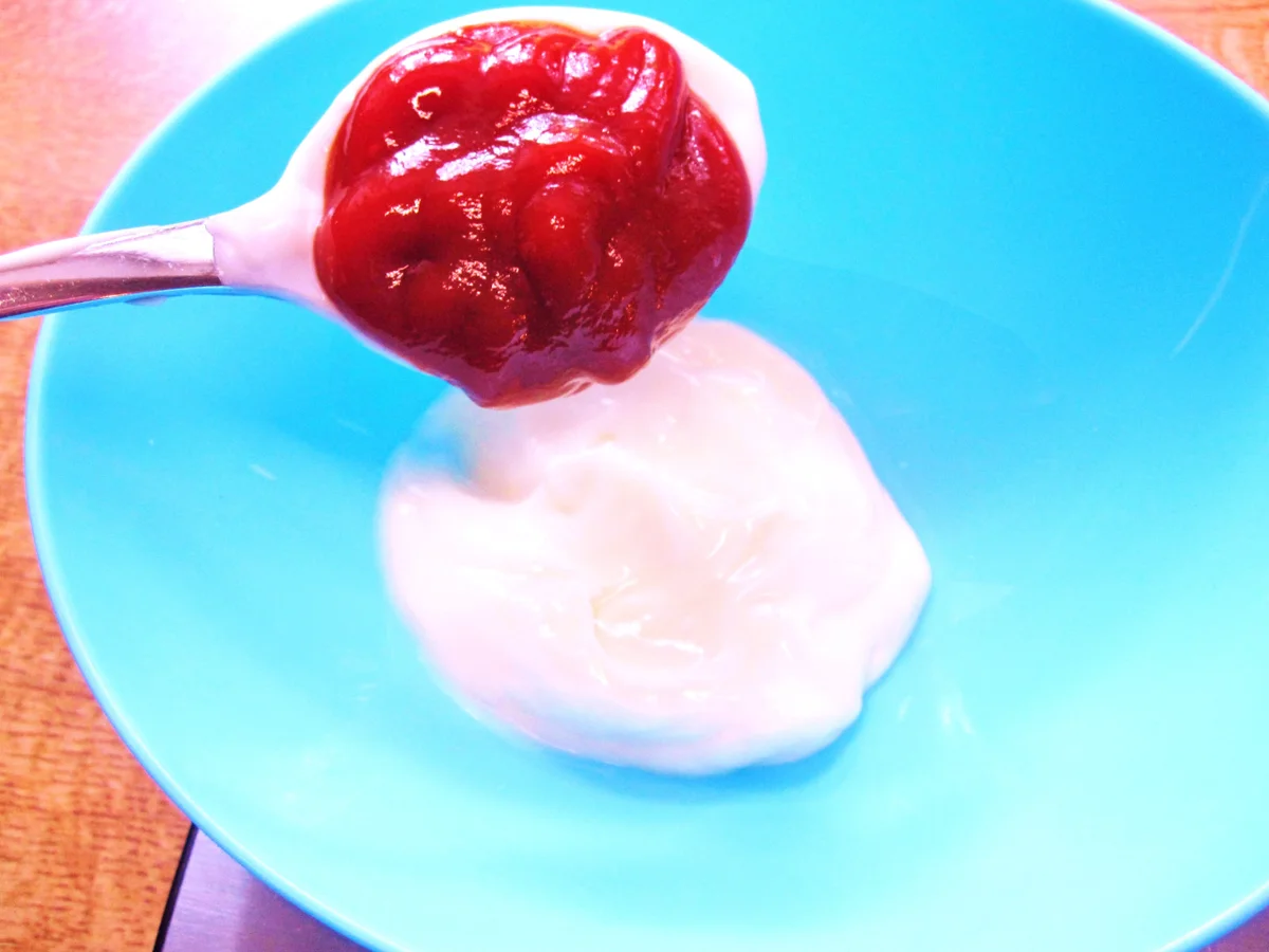 Rezept: Salat mit rosaroter Soße ... Bild Nr. 6224 Salat mit rosaroter Soße ... - Rezept - Bild Nr. 6224