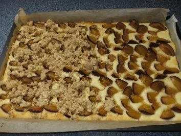 Rezept: Pflaumenkuchen vom Blech mit Zimtstreuseln Bild Nr. 3 Pflaumenkuchen vom Blech mit Zimtstreuseln - Rezept - Bild Nr. 3