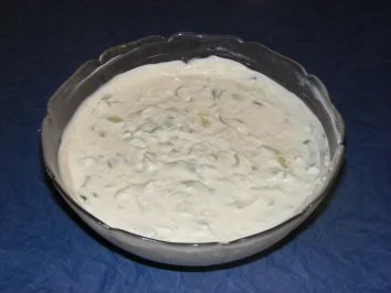 Rezept: Tsatsiki oder Zaziki Bild Nr. 3 Tsatsiki oder Zaziki - Rezept - Bild Nr. 3