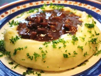 Rezept: Kartoffel-Krater ... mit Bratenresten vom Wildschwein Bild Nr. 5 Kartoffel-Krater ... mit Bratenresten vom Wildschwein - Rezept - Bild Nr. 5