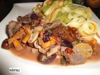 Rezept: Herbstliches Straussengeschnetzeltes Herbstliches Straussengeschnetzeltes - Rezept