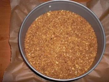 Pfirsich-Schmandtorte aus dem Kühlschrank - Rezept - Bild Nr. 11