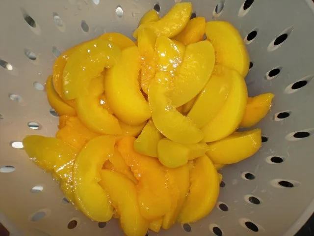 Pfirsich-Schmandtorte aus dem Kühlschrank - Rezept - Bild Nr. 13