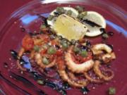 Oktopus vom Grill mit Kirschtomaten und Kapern - Rezept