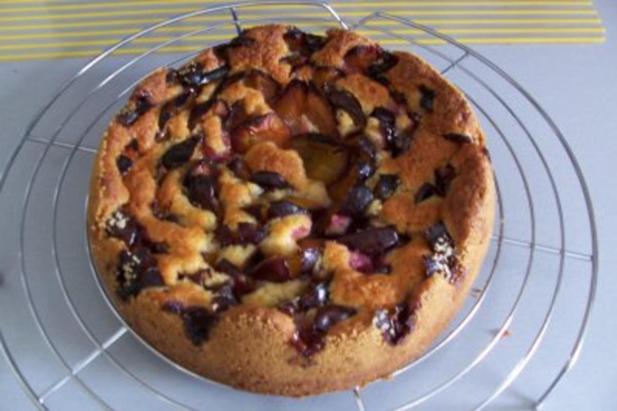 Pflaumenkuchen Der Kleine In Einer 20er Springform Rezept Mit Bild 