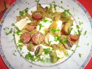 Rezept: Cabanossi-Kritharaki-Pfanne Cabanossi-Kritharaki-Pfanne - Rezept