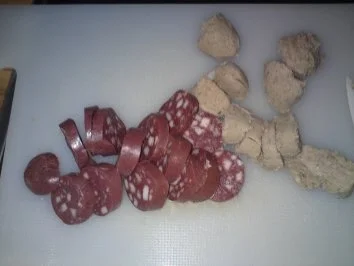 Rezept: Blut- und Leberwurst aus der Pfanne Bild Nr. 2 Blut- und Leberwurst aus der Pfanne - Rezept - Bild Nr. 2