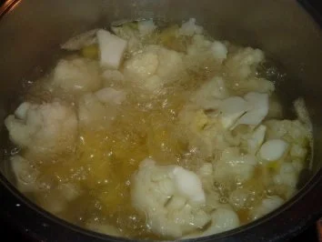 Suppen: Blumenkohlsuppe - Rezept - Bild Nr. 3