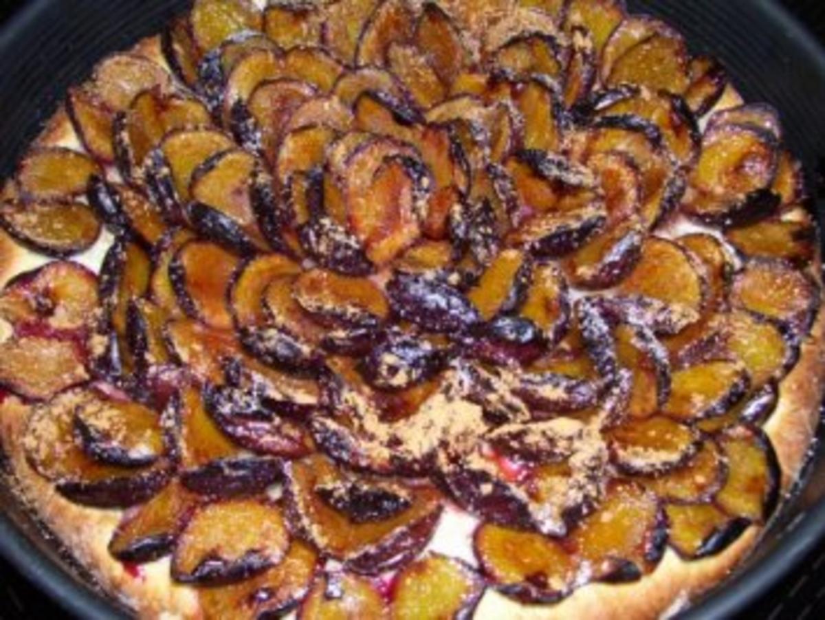 Zwetschgenkuchen mit Mehl und Hefe - Rezept mit Bild - kochbar.de