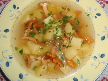 Erdäpfelsuppe mit Eierschwammerl - Rezept - Bild Nr. 5