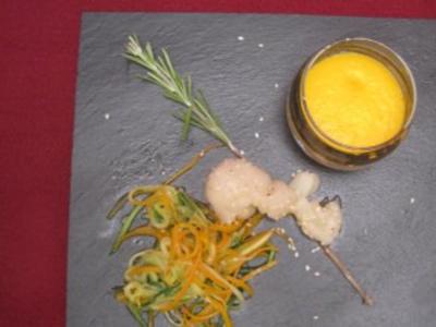Coquilles St Jacques et son espuma de carottes-cumin - Rezept