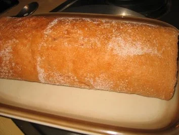 Rezept: Backwaren: Dunkle Himbeer Bisquitroulade Bild Nr. 5 Backwaren: Dunkle Himbeer Bisquitroulade - Rezept - Bild Nr. 5