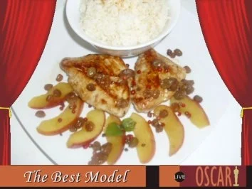 Hähnchenfilet auf Apfelspalten - Rezept