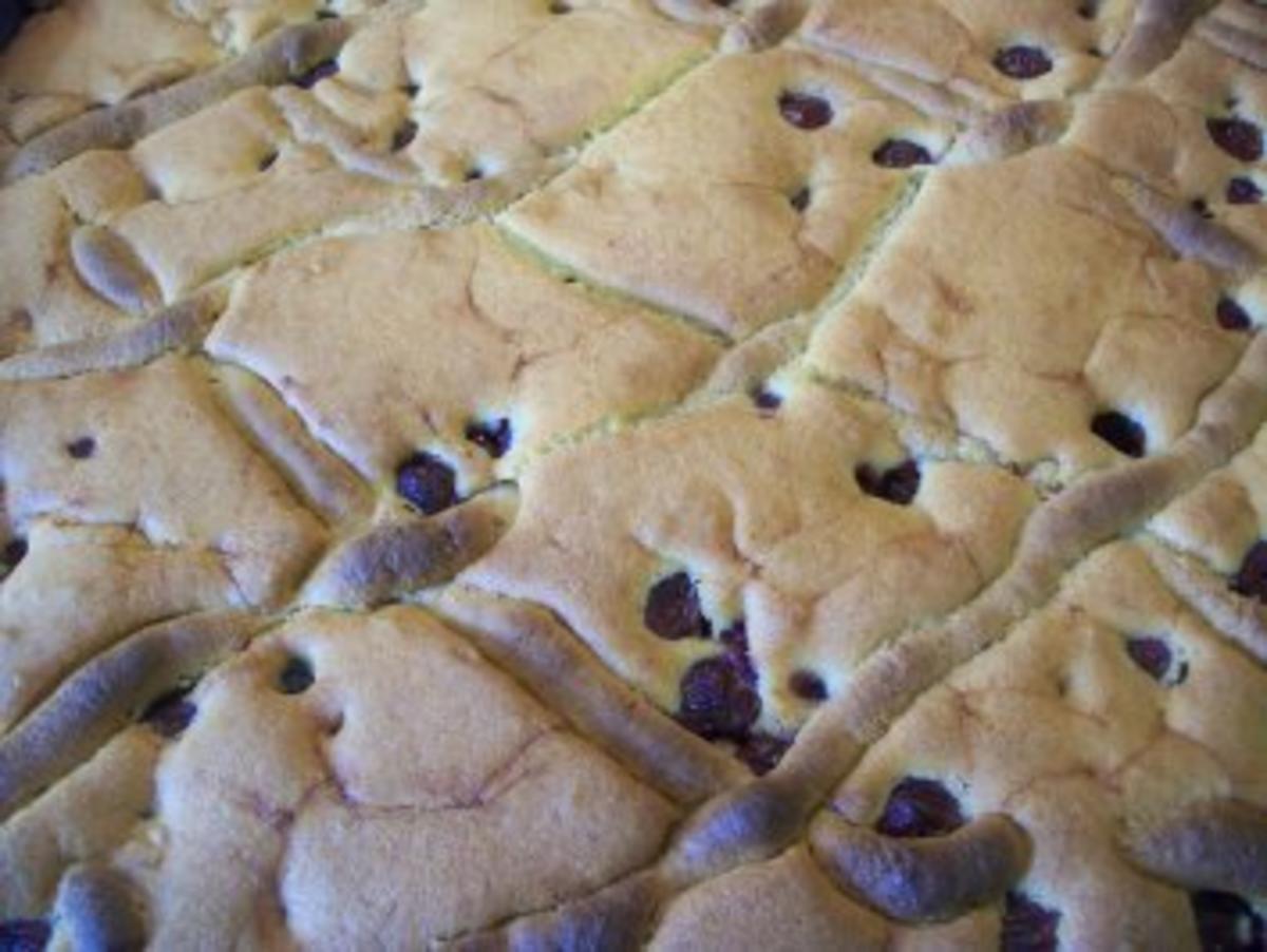 Kirschkuchen mit Makronengitter - Rezept - Bild Nr. 3