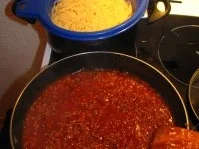 Knoblauch-Bolognesesoße mit Spaghetti - Rezept - Bild Nr. 3