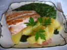 Fisch : Seelachfilet an Spinat mit Salzkartoffeln - Rezept