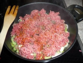 Rezept: Hackfleisch : ...was ist denn noch vorrätig?...und das kam dabei heraus ;-) Bild Nr. 3 Hackfleisch : ...was ist denn noch vorrätig?...und das kam dabei heraus ;-) - Rezept - Bild Nr. 3