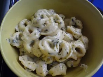 Tortellinis mit Bärlauchsauce - Rezept