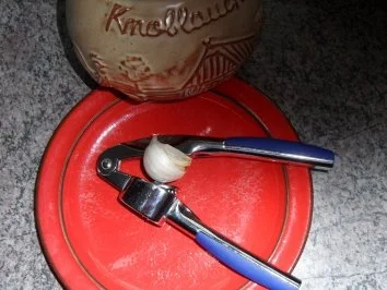 Geschnippelte Riesenbratwurst mit fruchtiger Curry-Sauce - Rezept - Bild Nr. 7