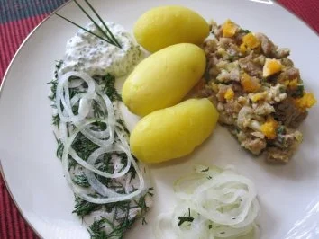 Rezept: Matjesfilets mit Zwiebeln und frischem Dill Bild Nr. 7 Matjesfilets mit Zwiebeln und frischem Dill - Rezept - Bild Nr. 7