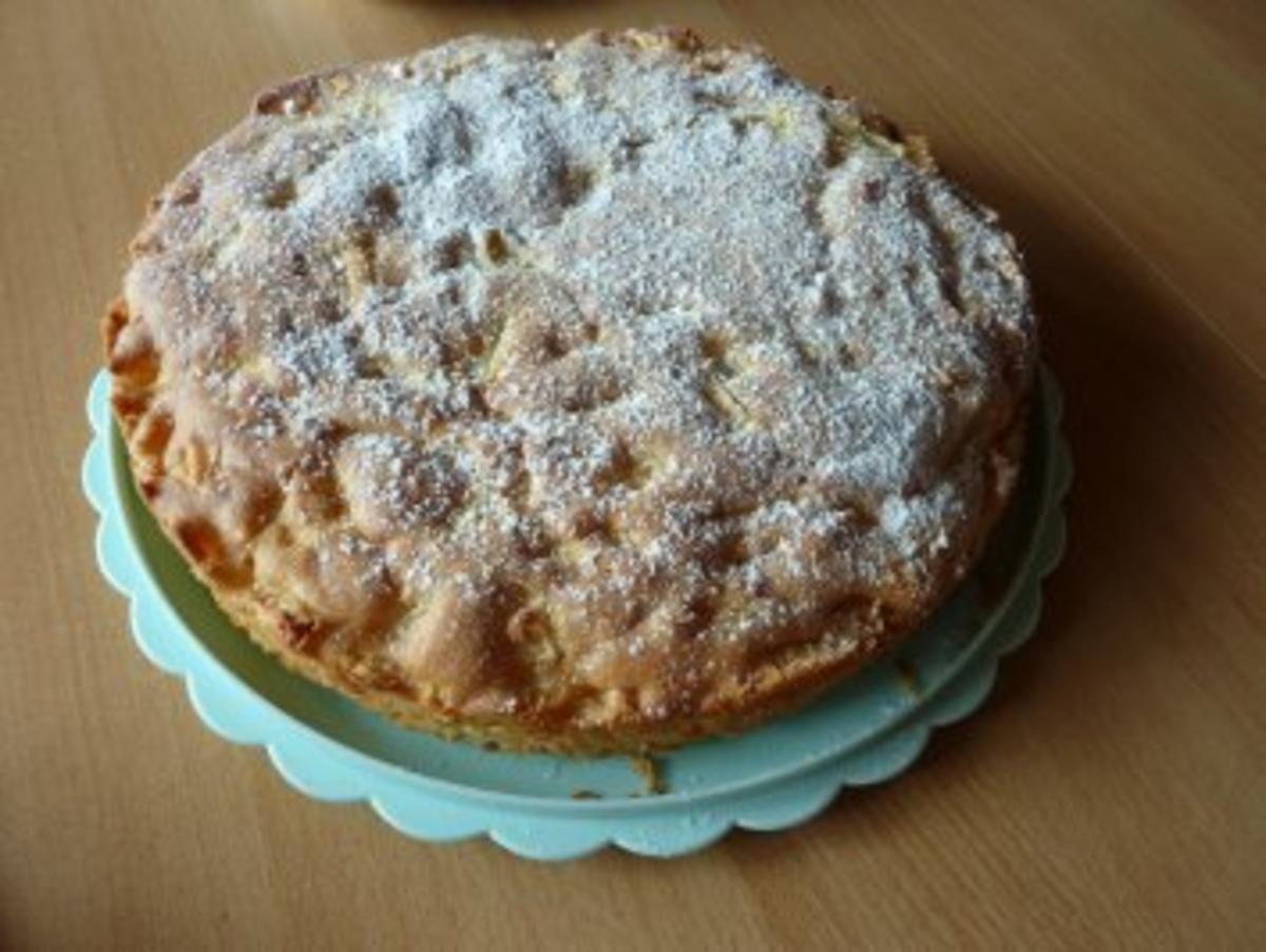 Kuchen/Torten: Torta con le mele - genial schneller Apfelkuchen - Rezept - Bild Nr. 2