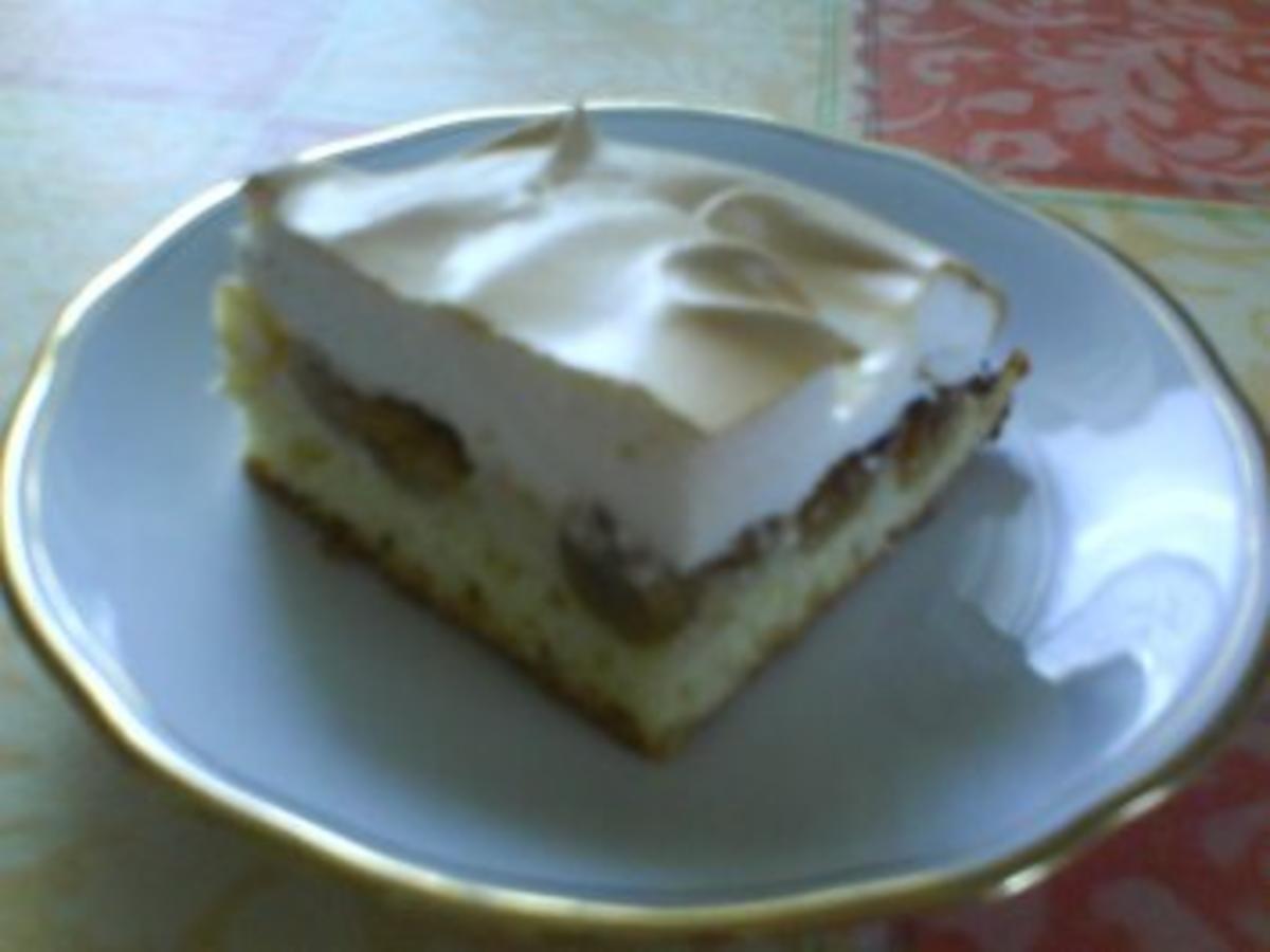 Stachelbeerkuchen mit Baiserhaube - Rezept mit Bild - kochbar.de