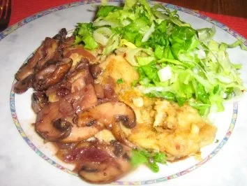 Rezept: Semmelknödelscheiben mit braunen Champignons Bild Nr. 6 Semmelknödelscheiben mit braunen Champignons - Rezept - Bild Nr. 6