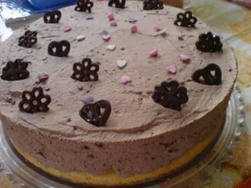 Rezept: Schoko-Sahne-Torte mit Birnen Schoko-Sahne-Torte mit Birnen - Rezept