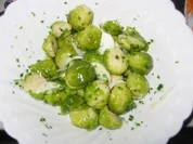 Rosenkohlsalat - Rezept