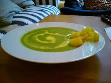 Rezept: Erbsensuppe mit Karfiol Bild Nr. 3 Erbsensuppe mit Karfiol - Rezept - Bild Nr. 3