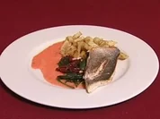Dorade grise mit Bratkartoffeln und Sauce Rouille (Ralph Morgenstern) - Rezept