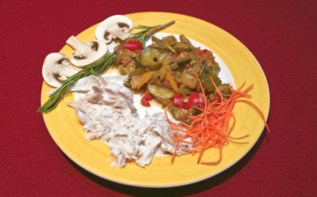 Loup de mer in Himalaya-Salzkruste mit Ratatouille (Katja Ebstein) - Rezept