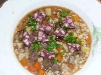 Eintopf:  Graupensuppe mit Bauernrotwurst - Rezept - Bild Nr. 5