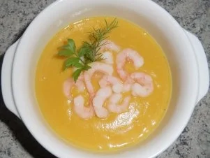 Rezept: * Möhren-Kartoffelsuppe mit Krabben * Bild Nr. 5 * Möhren-Kartoffelsuppe mit Krabben * - Rezept - Bild Nr. 5