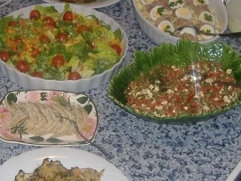 Tapa  Ensalada de Pimientos con Queso - Rezept