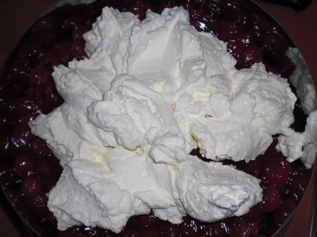 Nuss-Kirsch-Sahnetorte - Rezept - Bild Nr. 19