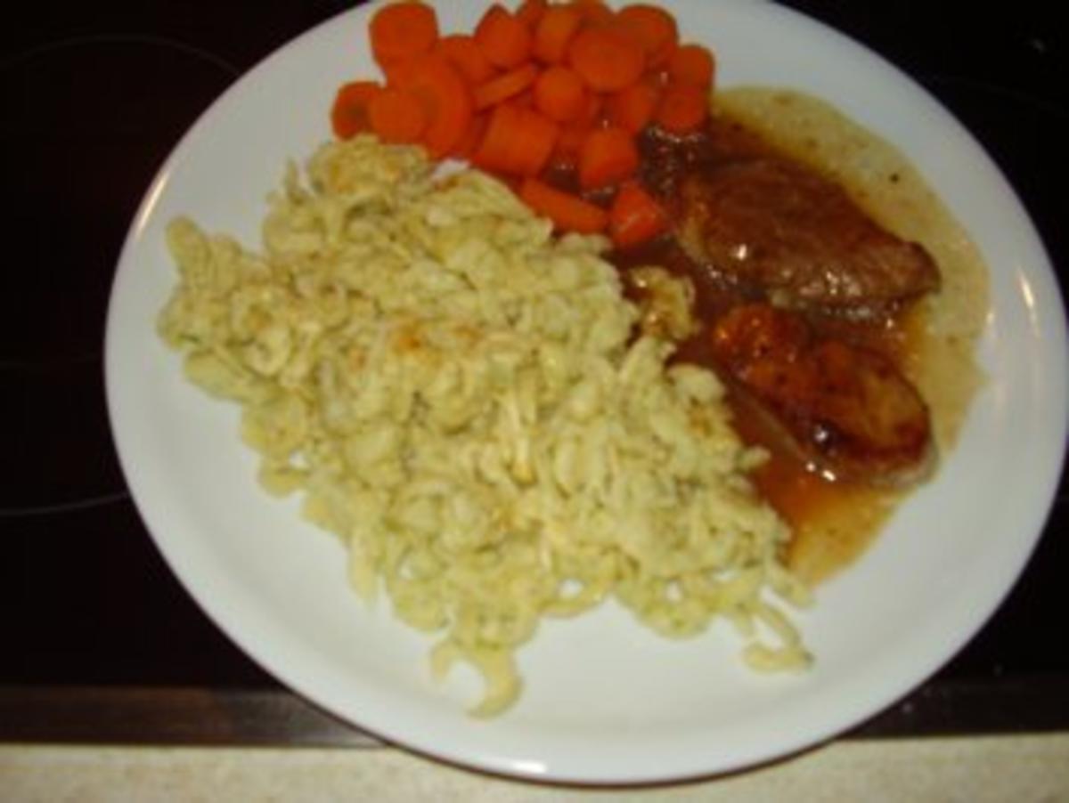 Schweinelendchen  mit Kräuterspätzle - Rezept - Bild Nr. 2