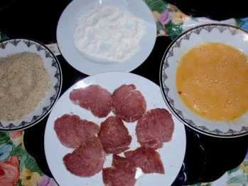 Filet-Schnitzelchen mit einer Nusspanade und Broccoli-Basmatireis - Rezept - Bild Nr. 3