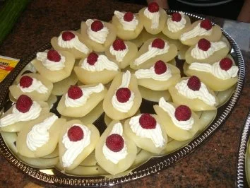 Party/Fete:   BESCHWIPSTE BIRNEN - Rezept