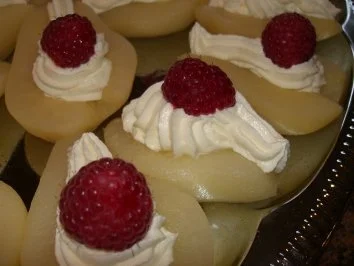 Party/Fete:   BESCHWIPSTE BIRNEN - Rezept - Bild Nr. 4