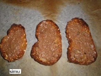 Rezept: Tomaten-Bruschetta mit Stierenaugen Bild Nr. 2 Tomaten-Bruschetta mit Stierenaugen - Rezept - Bild Nr. 2