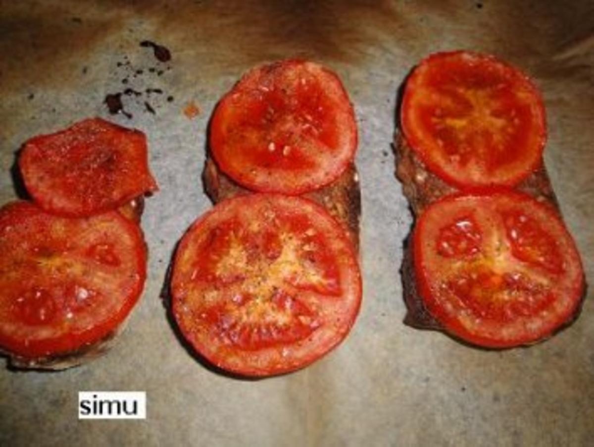 Tomaten-Bruschetta mit Stierenaugen - Rezept - Bild Nr. 3