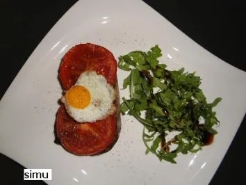 Rezept: Tomaten-Bruschetta mit Stierenaugen Bild Nr. 4 Tomaten-Bruschetta mit Stierenaugen - Rezept - Bild Nr. 4