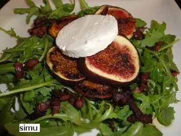 Rezept: Gratinierte Feigen mit Ziegenkäse Gratinierte Feigen mit Ziegenkäse - Rezept