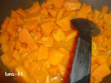 FLAMBIERTE KÜRBISSUPPE - Rezept - Bild Nr. 4