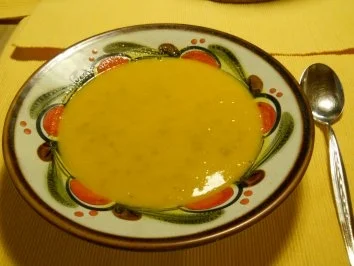 Kürbis-Hackfleisch-Cremesuppe - Rezept