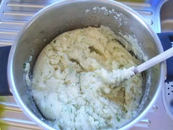 Kartoffelpüree mit Knoblauch/ Petersilie und - Rezept - Bild Nr. 2