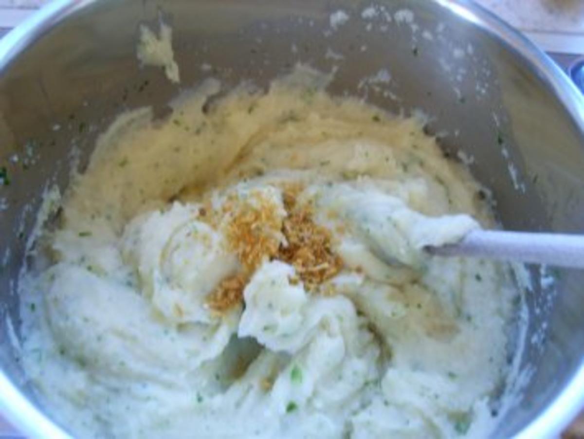 Kartoffelpüree mit Knoblauch/ Petersilie und - Rezept